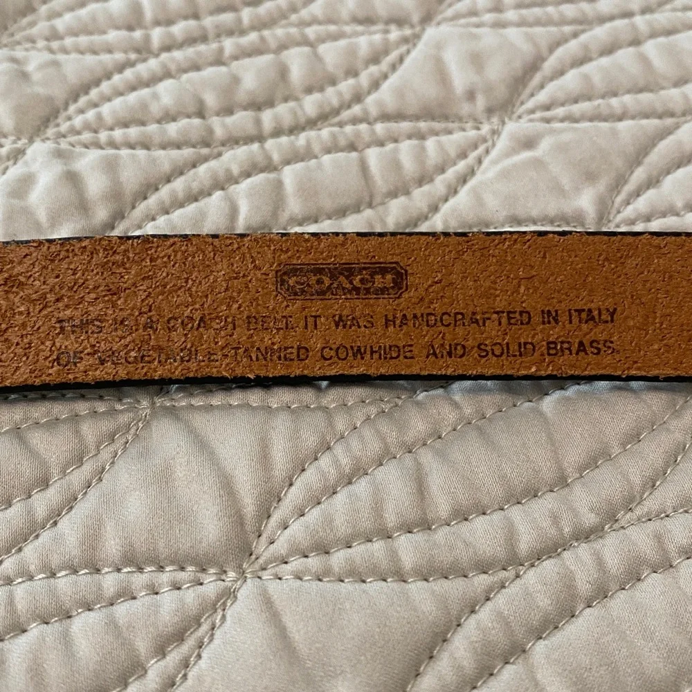 Coach Belt Handcrafted in Italy of Vegetable Tanned Leather and solid brass - Picture 7 of 10
